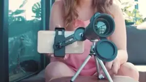 innovation homme plein air : Monoculaire Starscope zoom smartphone
